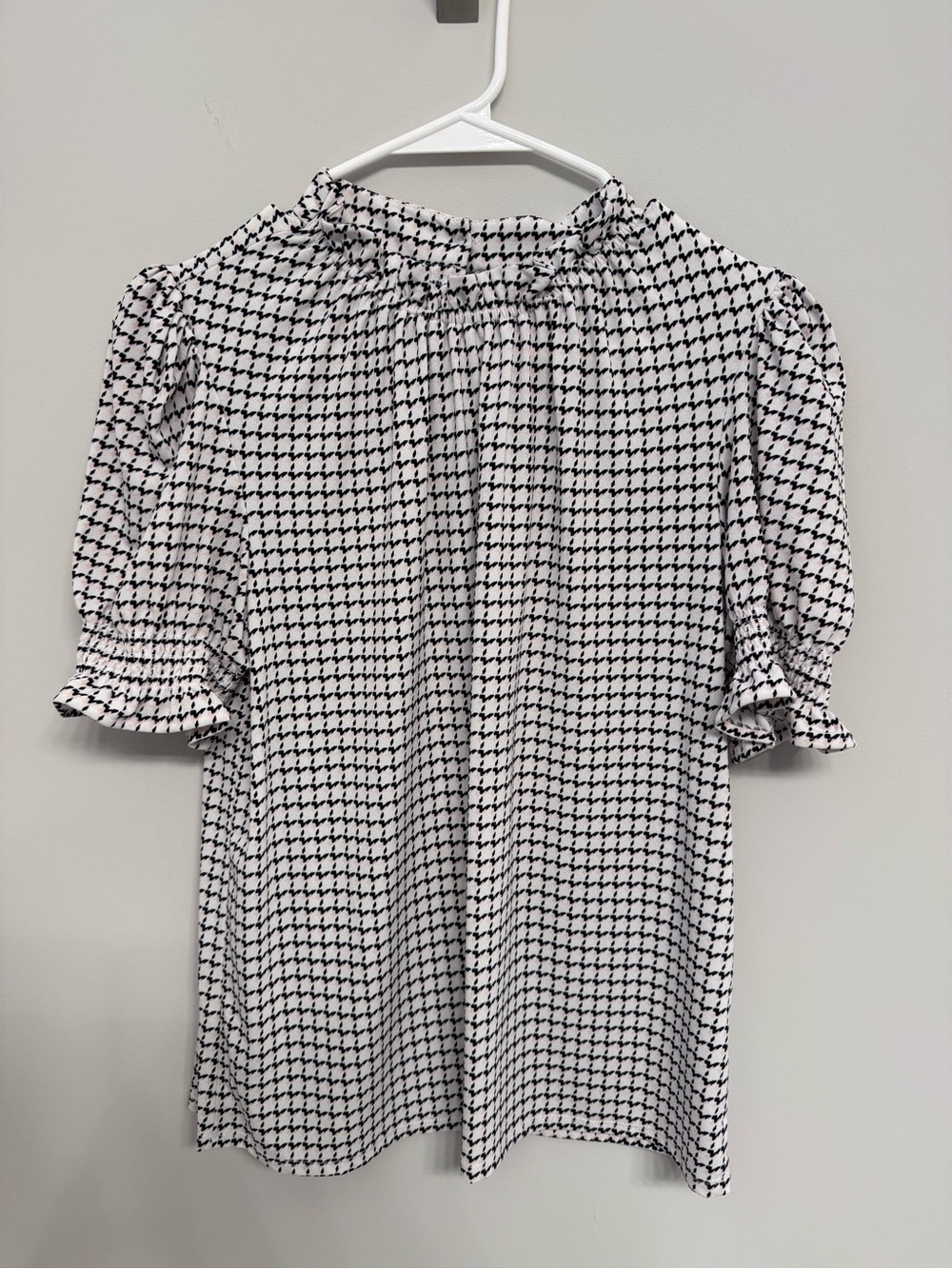NWOT Adrianna Papell Women's Short Sleeve Blous